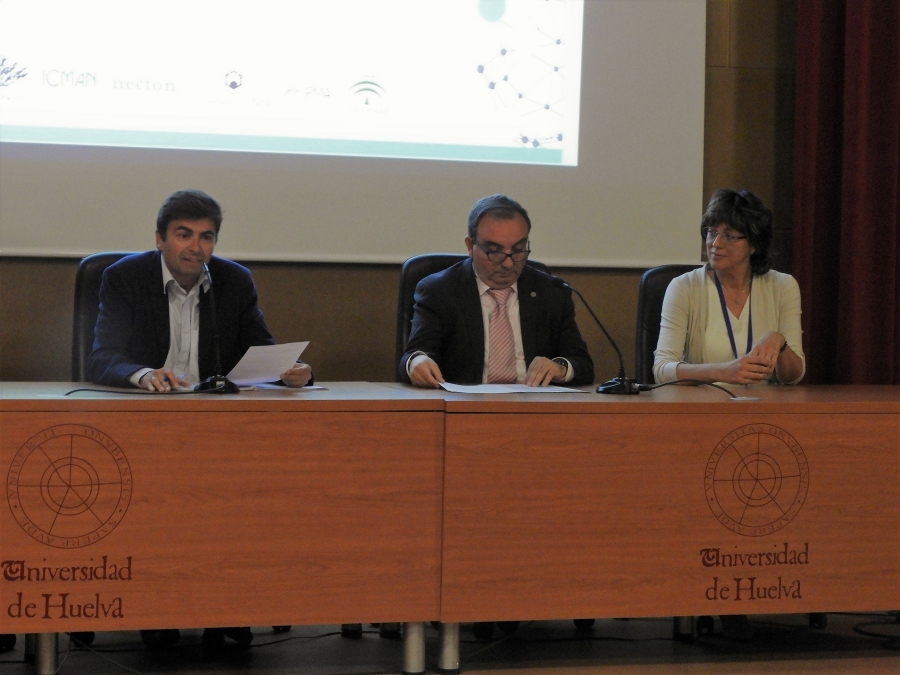 La Universidad de Huelva lidera una red de expertos que busca el desarrollo de productos innovadores en salud a partir de microalgas