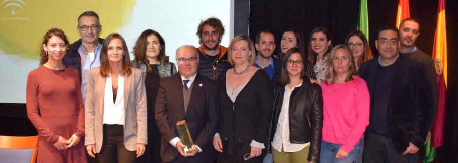 El trabajo del grupo CSIC-UHU reconocido con la medalla Huelva - Junta