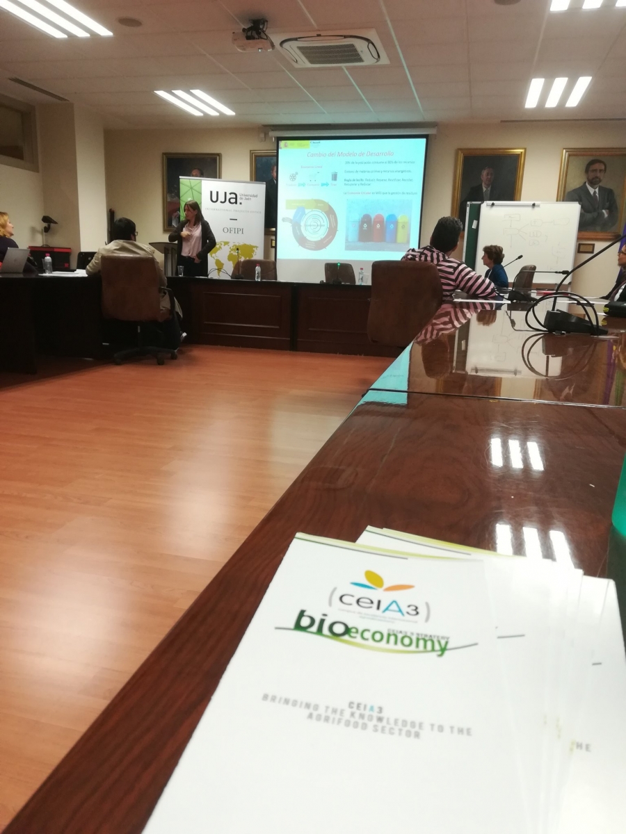 ceiA3 asiste al seminario sobre Bioeconomía Internacional organizado en la Universidad de Jaén