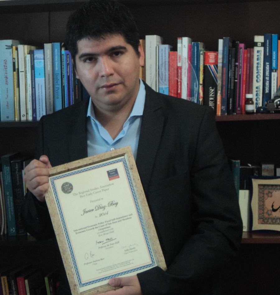 Un joven investigador de ceiA3, premiado por la Asociación Mundial de Estudios Regionales