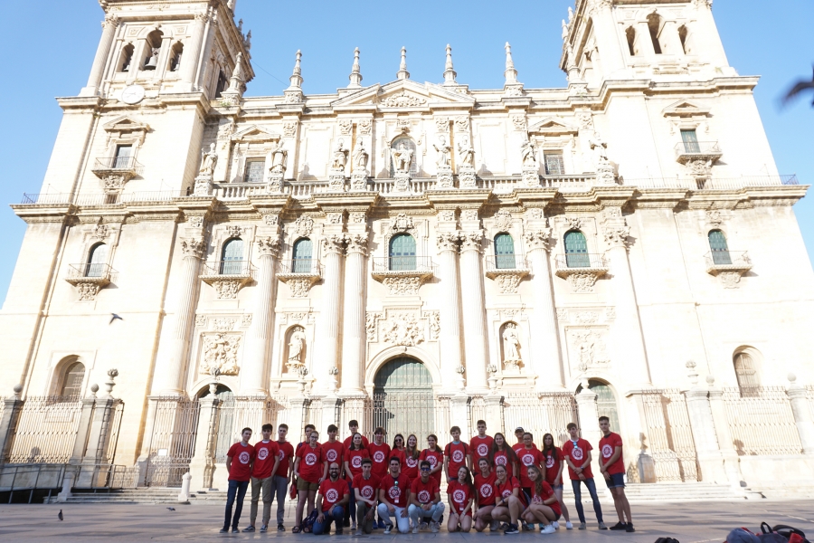 Un total de 118 estudiantes de ESO y Bachillerato han participado durante julio en los Campus Científicos de Verano del ceiA3 en la UJA